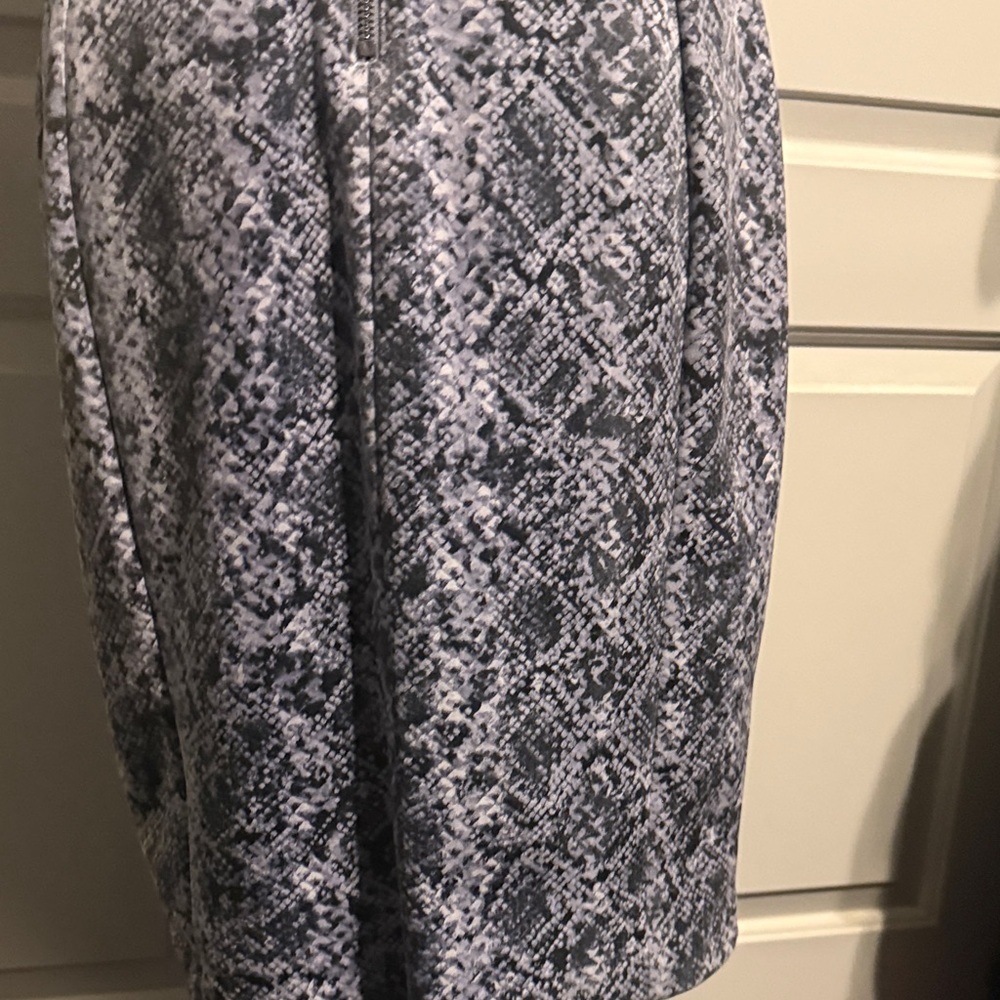 Calvin Klein Black and Gray Snake Print Midi Dress - Picture 8 of 11